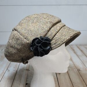 Mucros Weavers Ladies Tweed Newsboy Hat